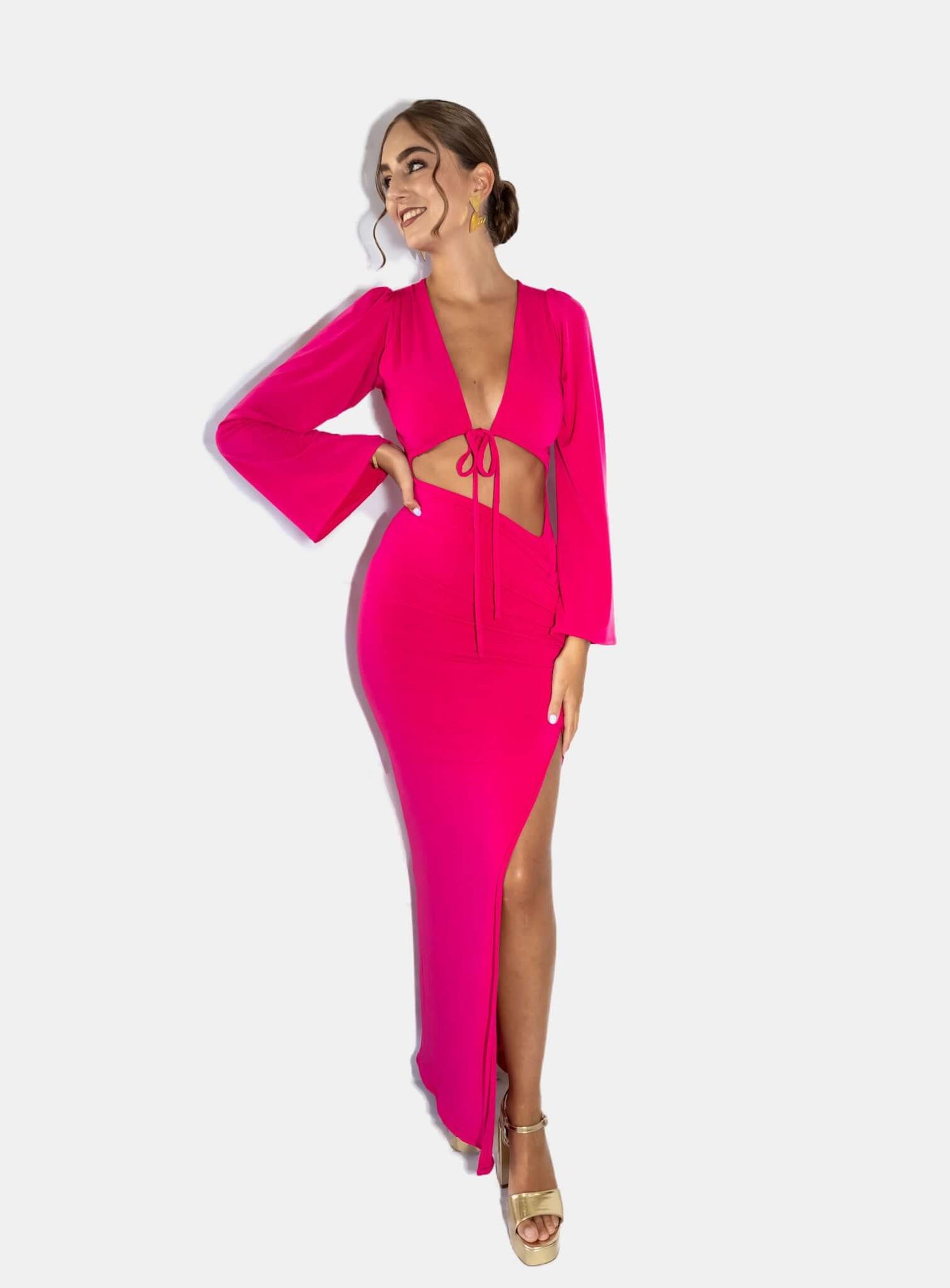 Vestido Sylvana Fucsia, largo elegante con tajo, ideal para gala y graduación. Envío a todo Chile disponible.