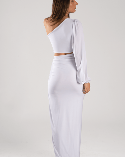 Vestido Bianca Blanco elegante para ceremonias en la playa, disponible en Chile, perfecto para novias informales.