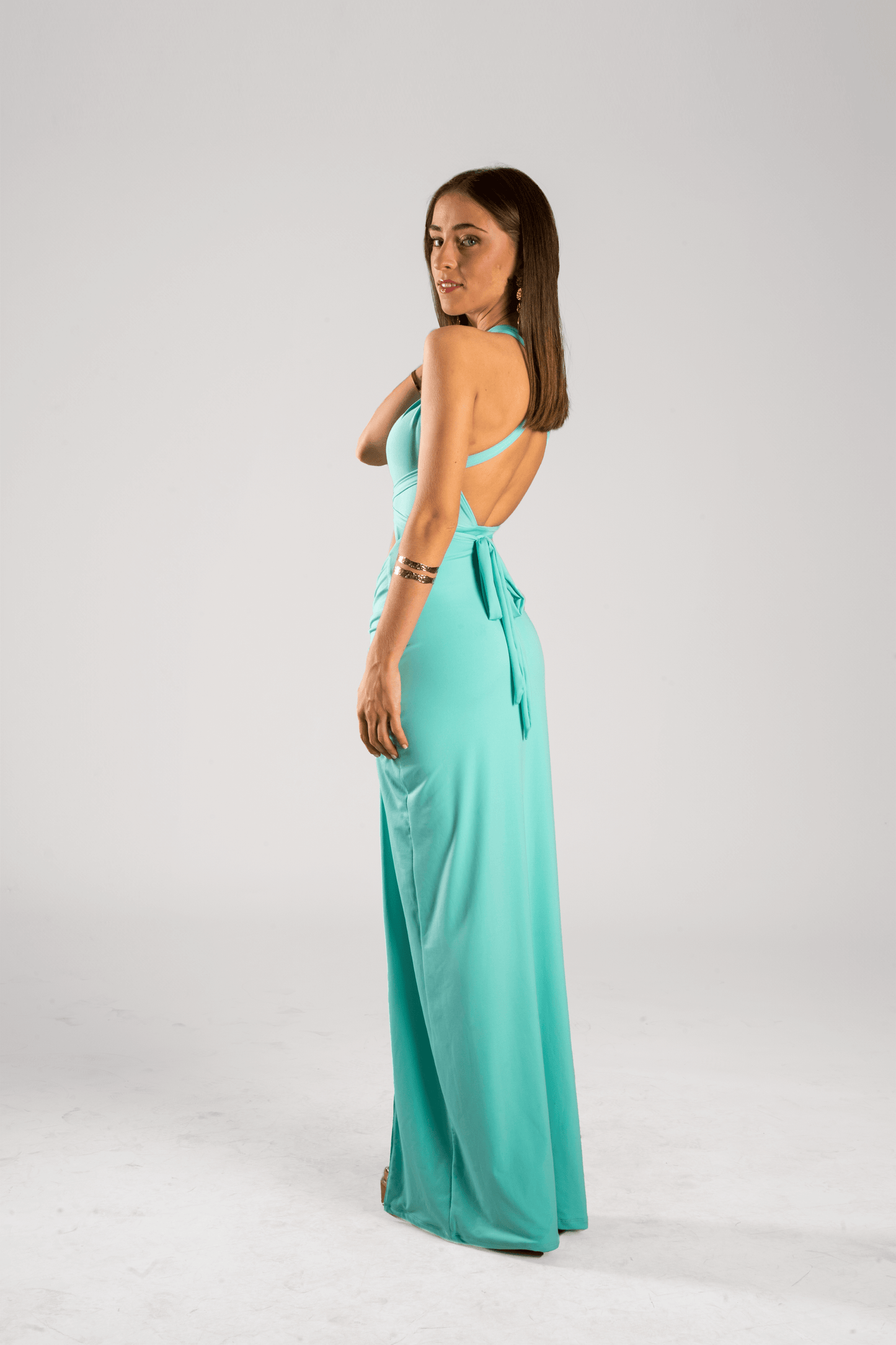 Vestido Venecia turquesa elegante y ajustado, ideal para gala o graduación. Envío a todo Chile disponible.